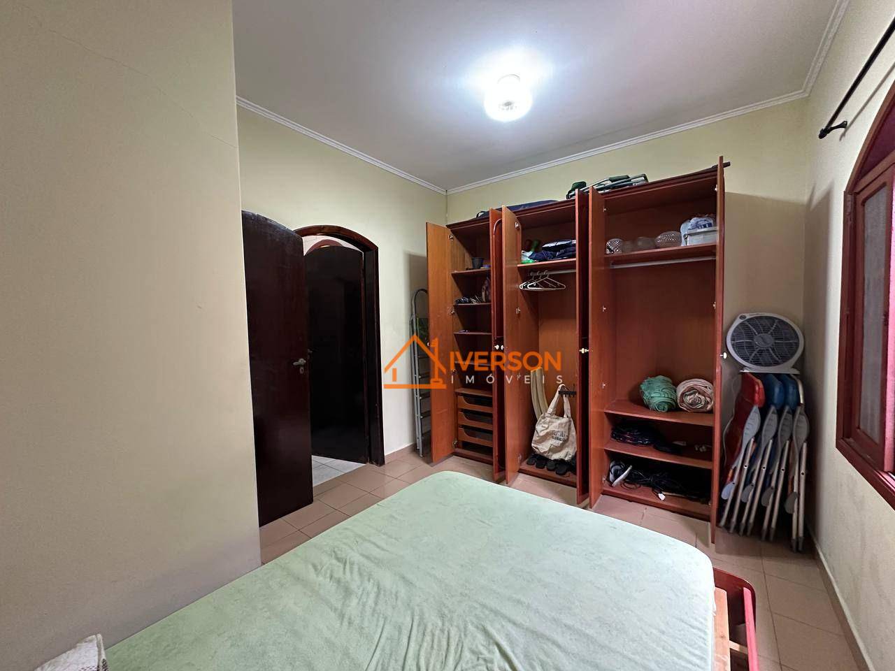 Casa à venda com 3 quartos, 97m² - Foto 15