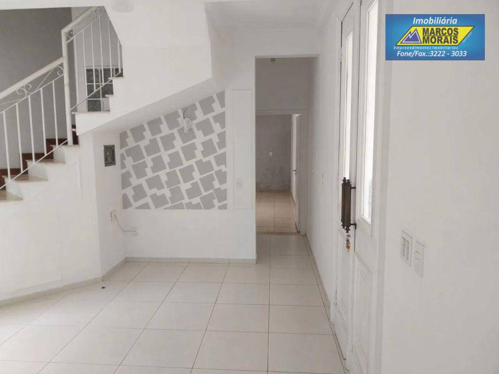 Casa de Condomínio para alugar com 3 quartos, 298m² - Foto 15