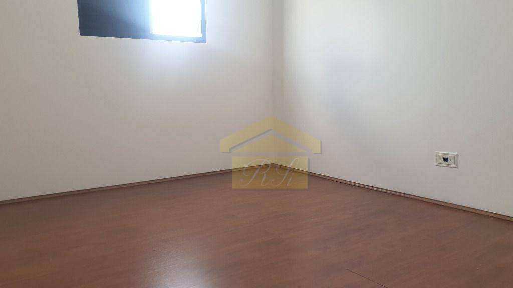 Apartamento à venda com 2 quartos, 60m² - Foto 11