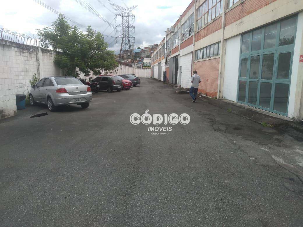 Depósito-Galpão-Armazém para alugar, 2400m² - Foto 7