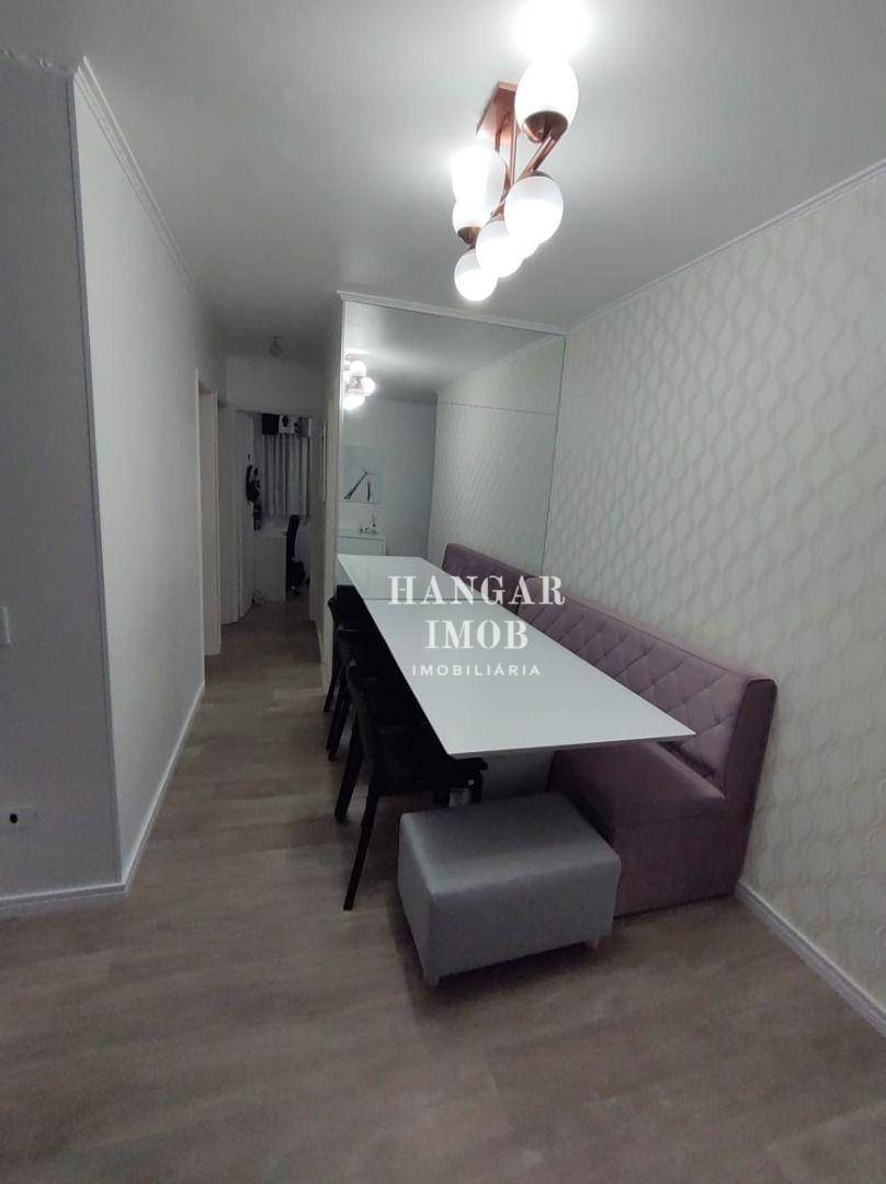 Apartamento à venda com 3 quartos, 70m² - Foto 2