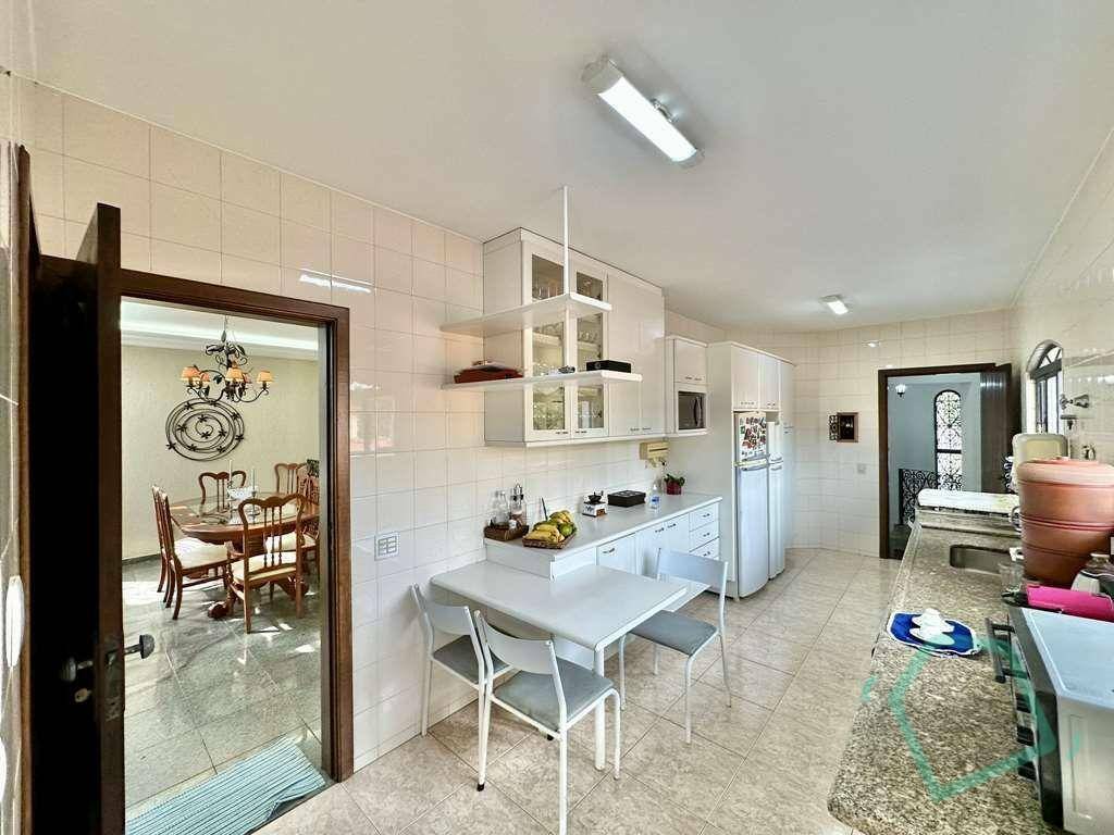 Casa à venda com 4 quartos, 432m² - Foto 48