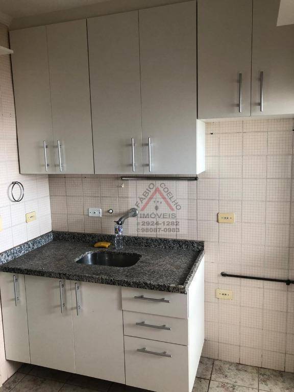 Apartamento à venda com 2 quartos, 64m² - Foto 7