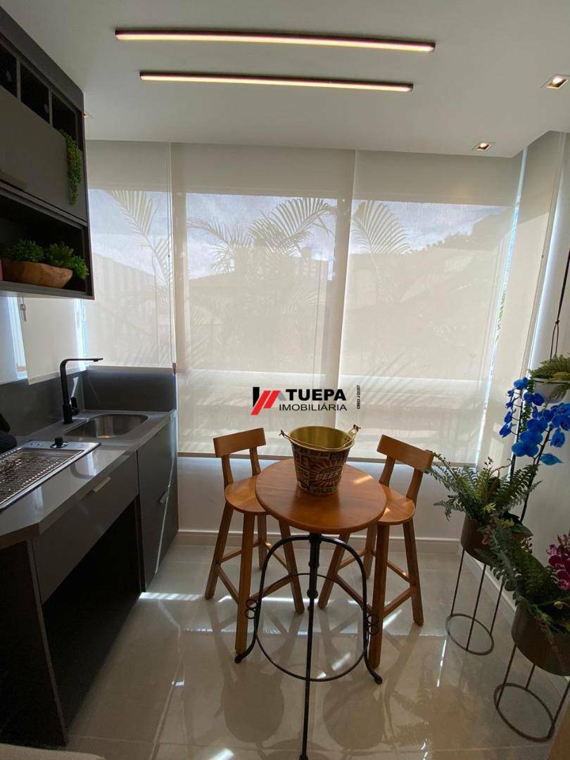 Apartamento à venda com 2 quartos, 55m² - Foto 18