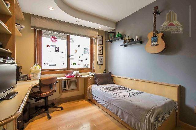 Apartamento à venda com 3 quartos, 243m² - Foto 24