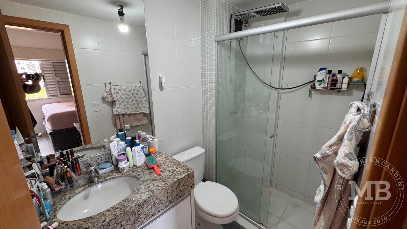 Apartamento à venda com 2 quartos, 62m² - Foto 13