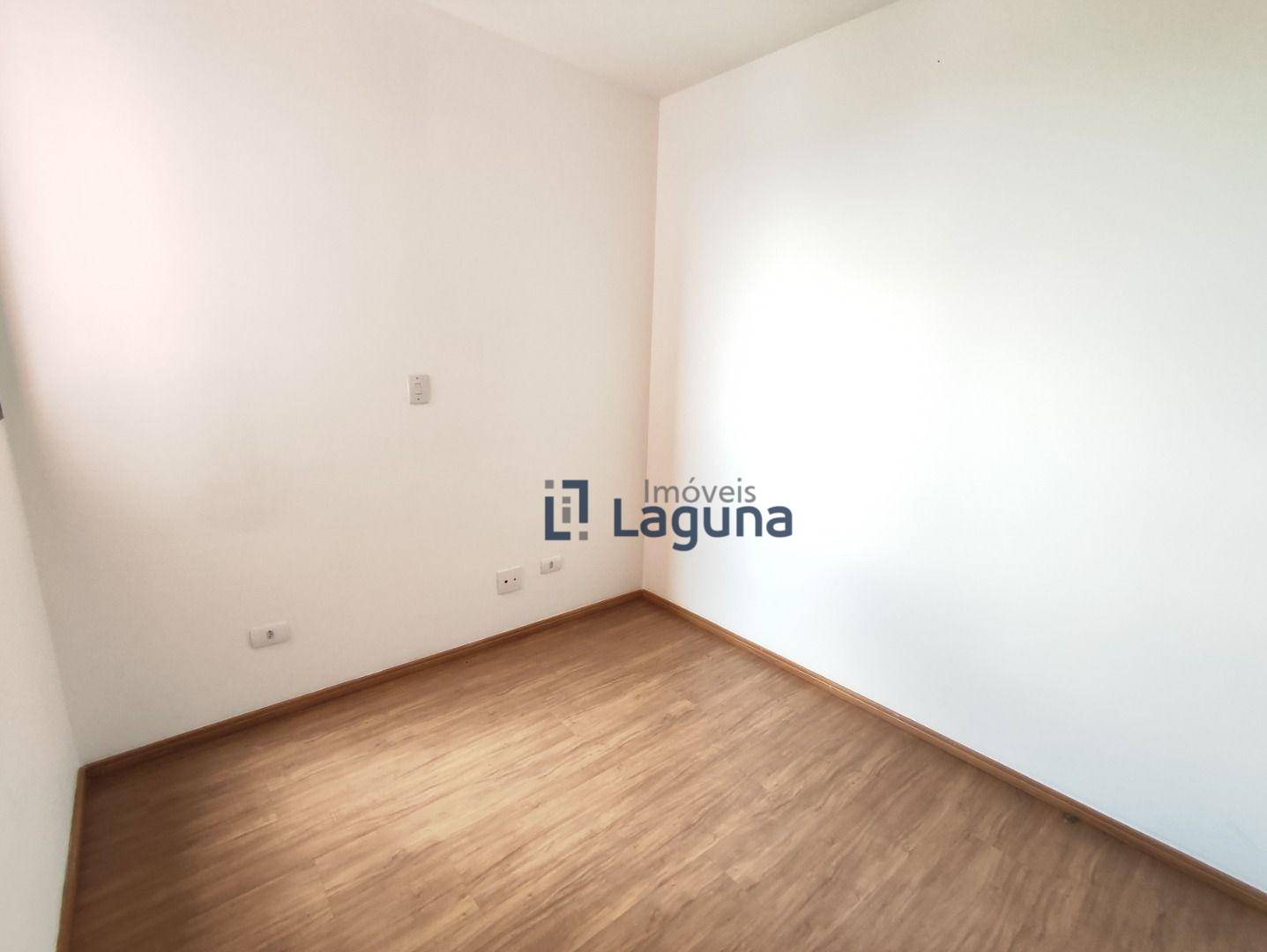 Apartamento para alugar com 3 quartos, 101m² - Foto 22