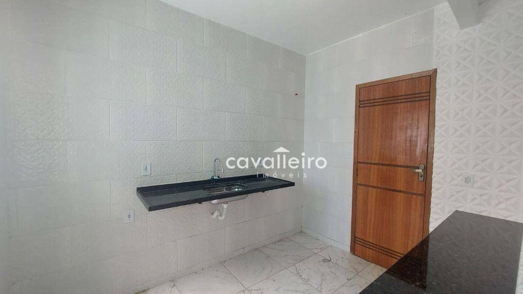 Casa à venda com 2 quartos, 69m² - Foto 4