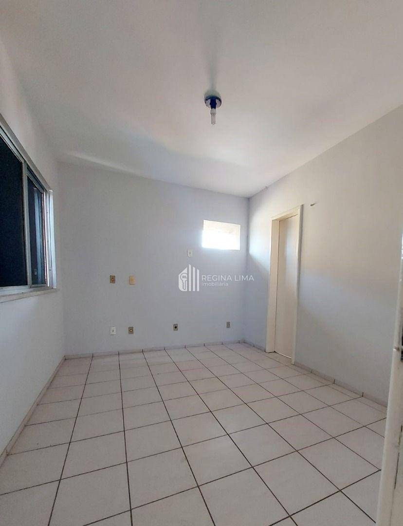 Apartamento à venda com 2 quartos, 75m² - Foto 17