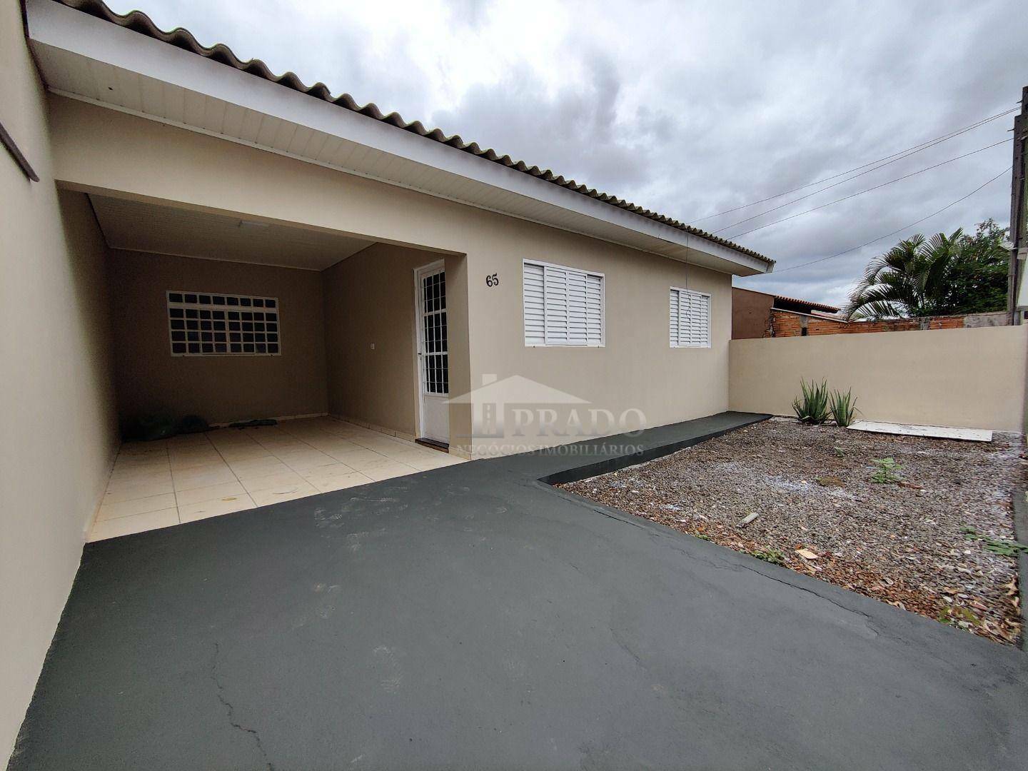 Casa à venda com 4 quartos, 150m² - Foto 2