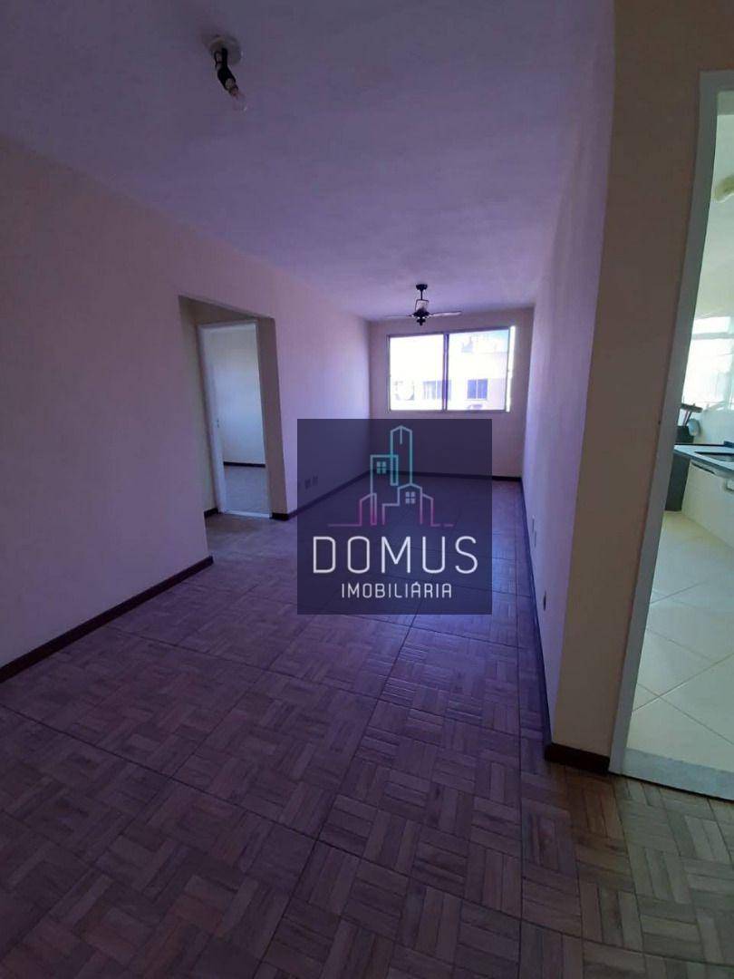 Apartamento à venda com 2 quartos, 57m² - Foto 1