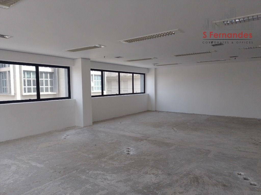 Prédio Inteiro para alugar, 2330m² - Foto 26