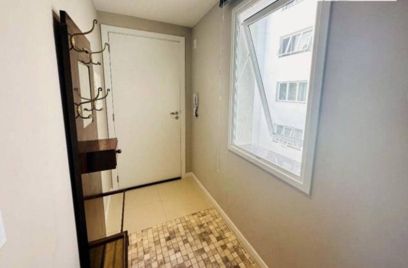 Apartamento à venda com 3 quartos, 125m² - Foto 1