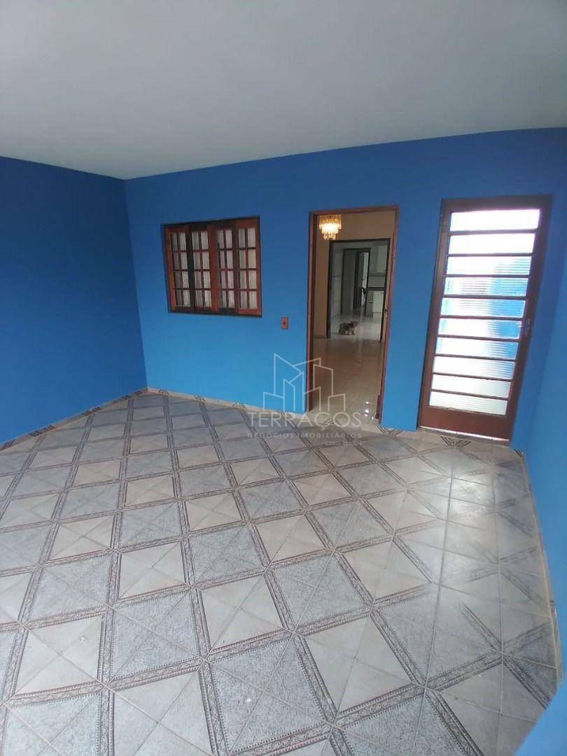 Casa à venda com 4 quartos, 180m² - Foto 16