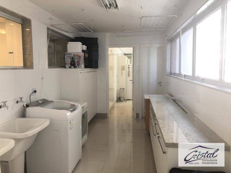 Apartamento à venda com 3 quartos, 180m² - Foto 23