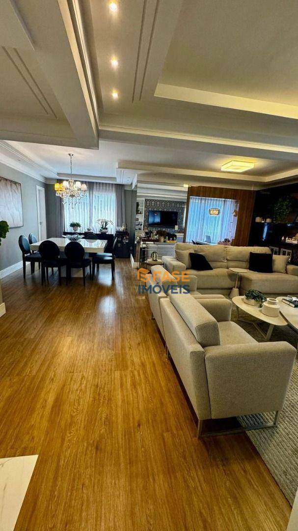 Apartamento à venda com 3 quartos, 144m² - Foto 5