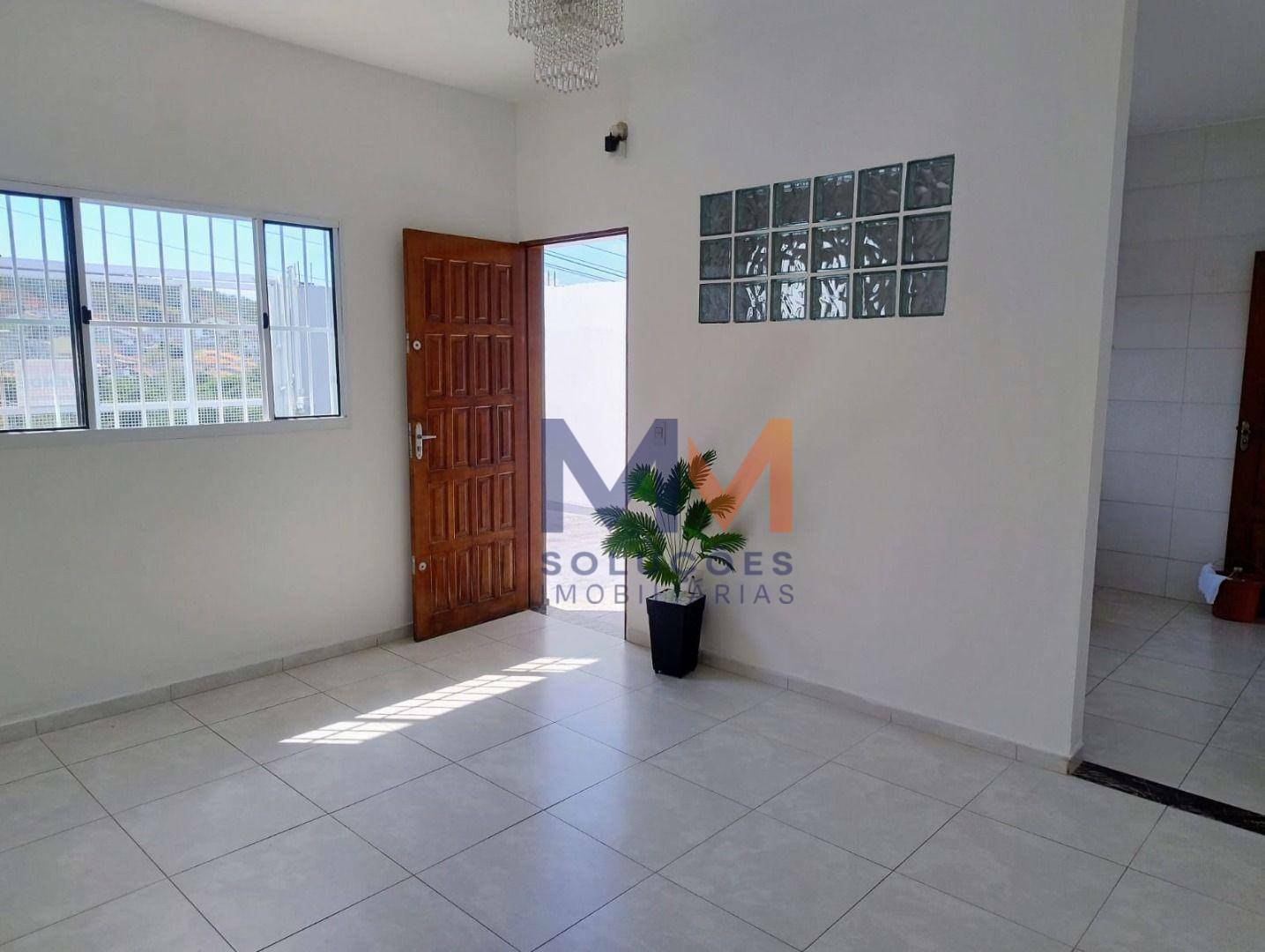 Casa, 2 quartos, 70 m² - Foto 1