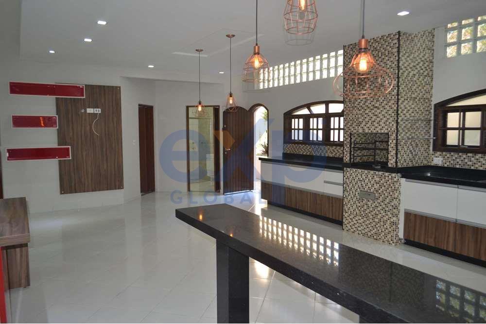 Casa à venda com 3 quartos, 350m² - Foto 5