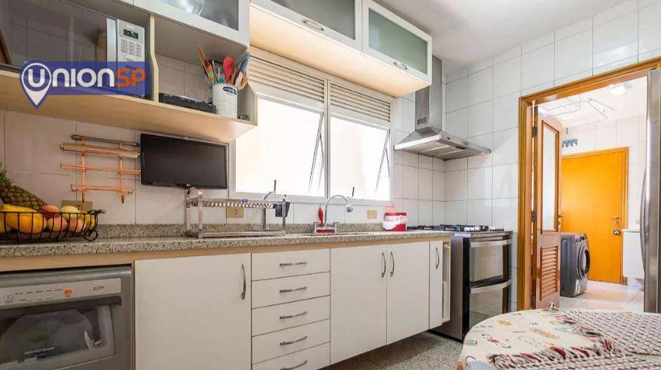 Apartamento à venda com 4 quartos, 144m² - Foto 18