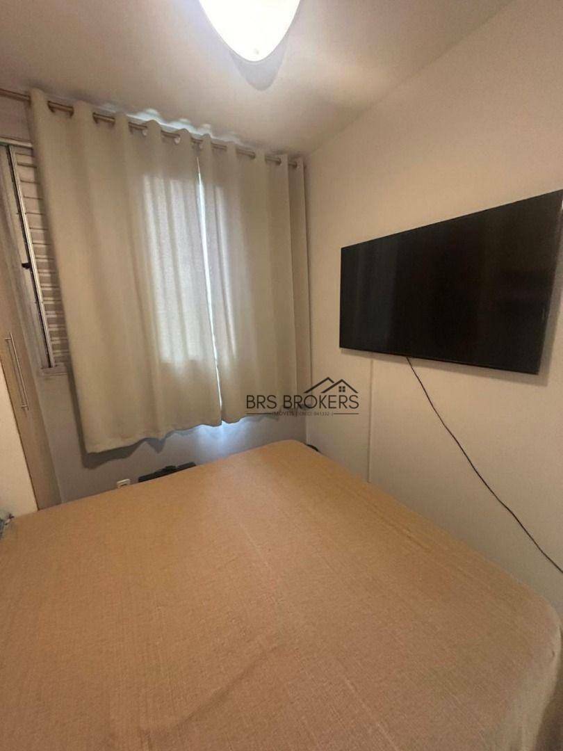 Apartamento à venda com 2 quartos, 45m² - Foto 13