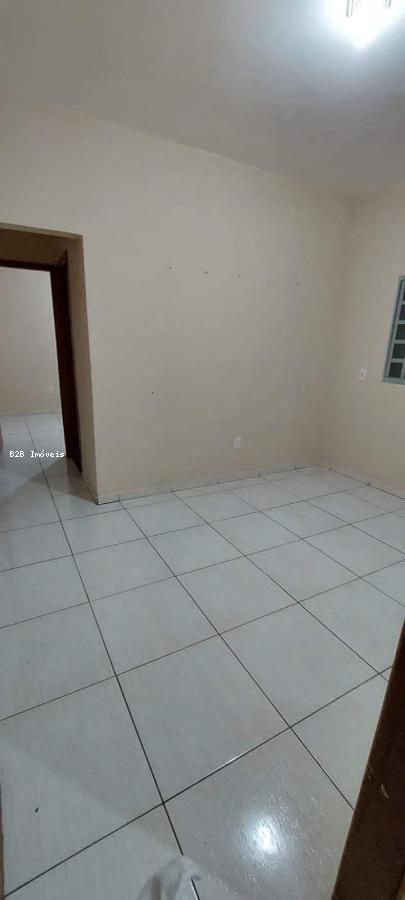 Casa à venda com 1 quarto, 165m² - Foto 6