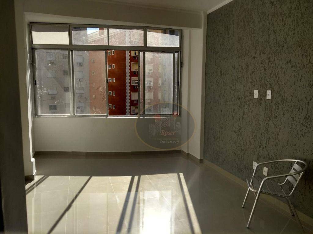 Apartamento à venda com 2 quartos, 70m² - Foto 2