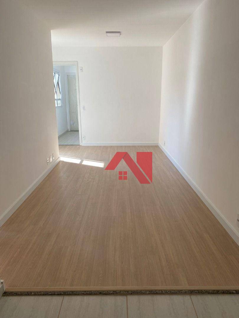 Apartamento à venda com 2 quartos, 49m² - Foto 3