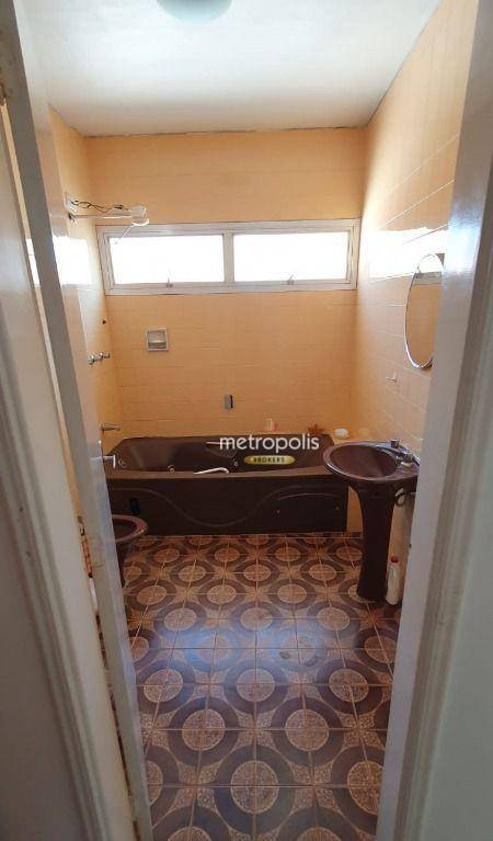 Sobrado à venda e aluguel com 3 quartos, 195m² - Foto 20