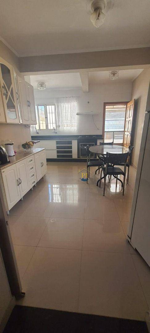 Sobrado à venda com 4 quartos, 200m² - Foto 25