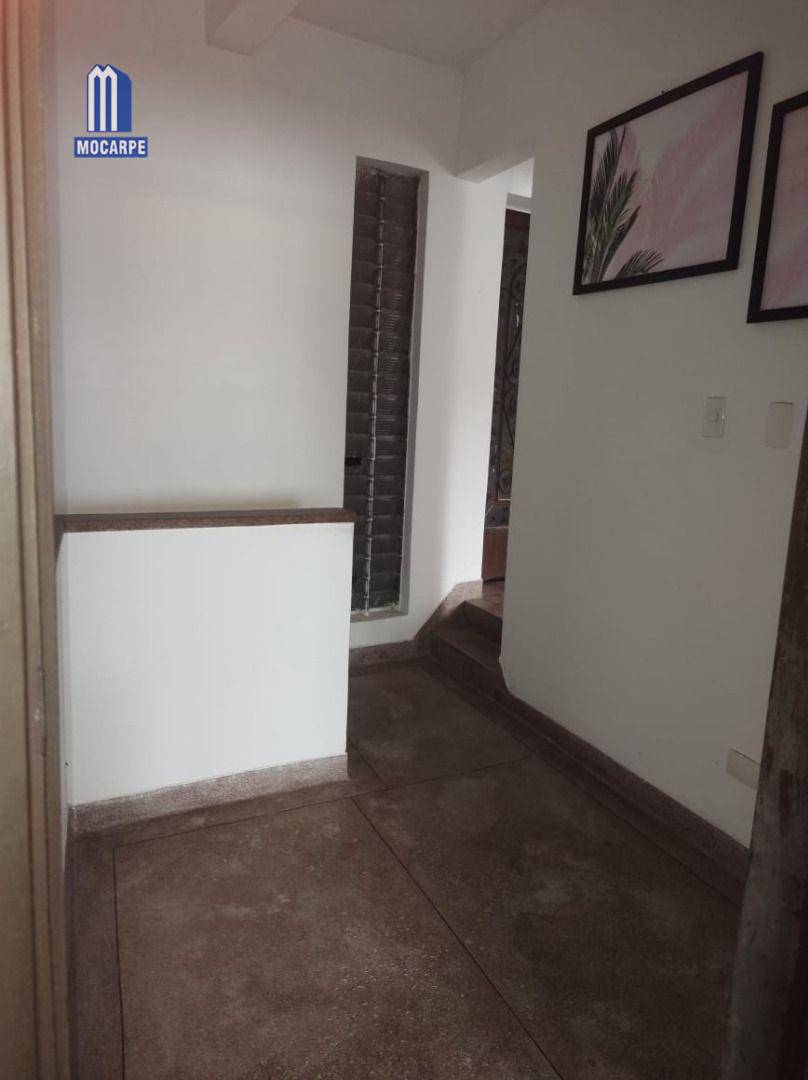 Casa para alugar com 3 quartos, 350M2 - Foto 12