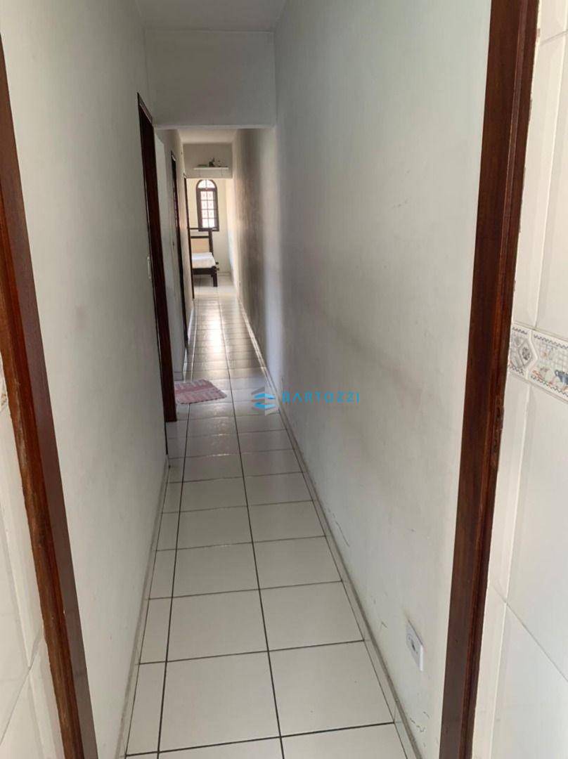 Casa à venda com 2 quartos, 245m² - Foto 20