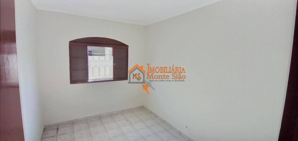 Casa à venda com 6 quartos, 245m² - Foto 17