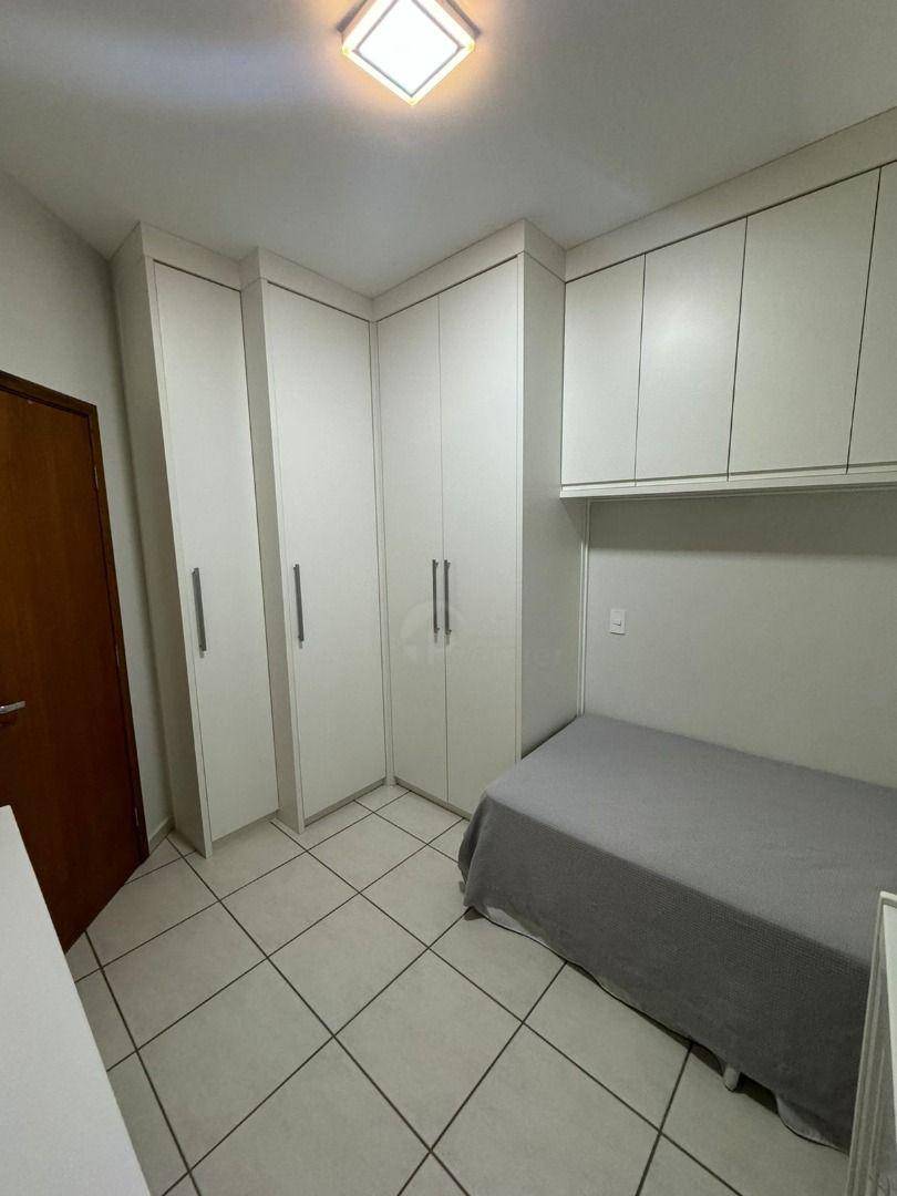 Apartamento à venda com 2 quartos, 72m² - Foto 12