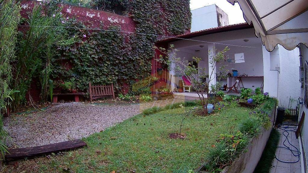 Sobrado à venda com 3 quartos, 250m² - Foto 15