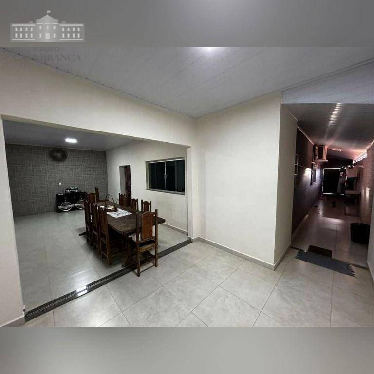 Casa à venda com 4 quartos, 191m² - Foto 10