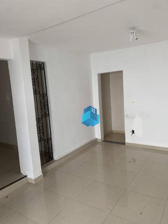 Casa à venda e aluguel com 4 quartos, 190m² - Foto 7