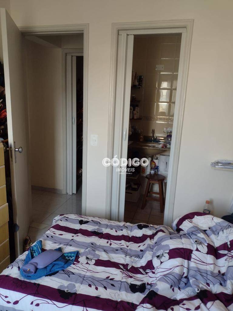 Apartamento à venda com 3 quartos, 68m² - Foto 13