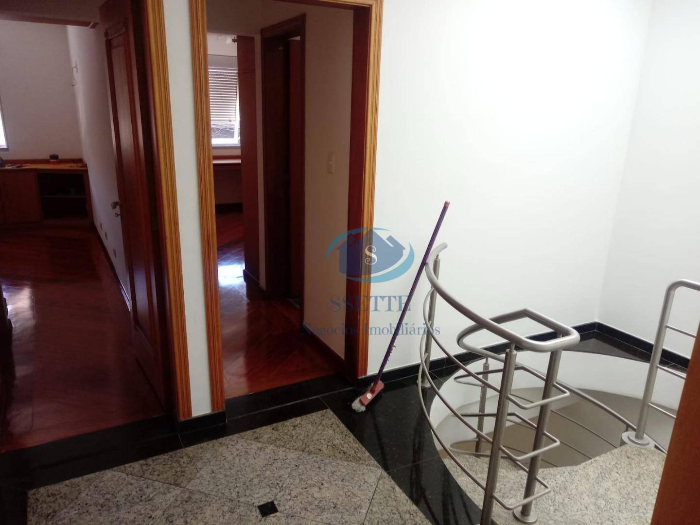 Sobrado à venda com 3 quartos, 220m² - Foto 31