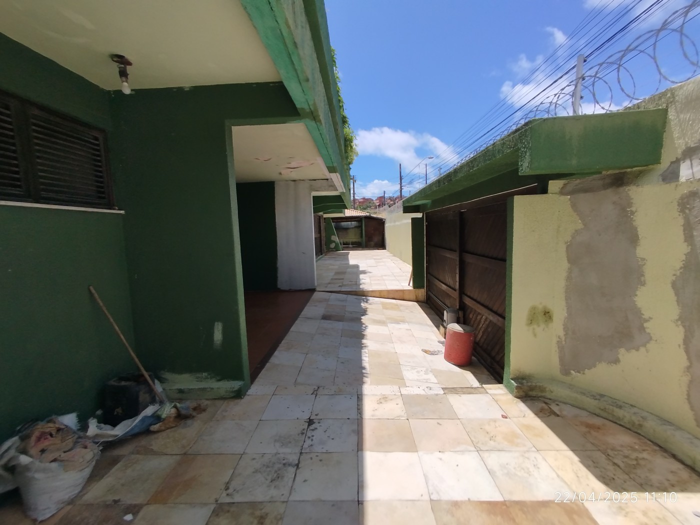 Casa para alugar com 5 quartos, 200m² - Foto 5