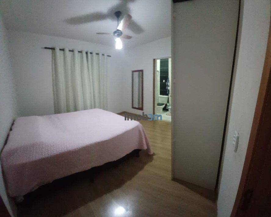 Casa à venda com 3 quartos, 94m² - Foto 14