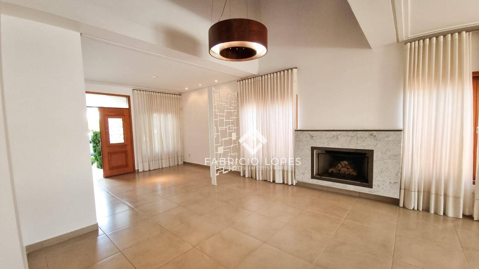 Casa à venda com 3 quartos, 360m² - Foto 1