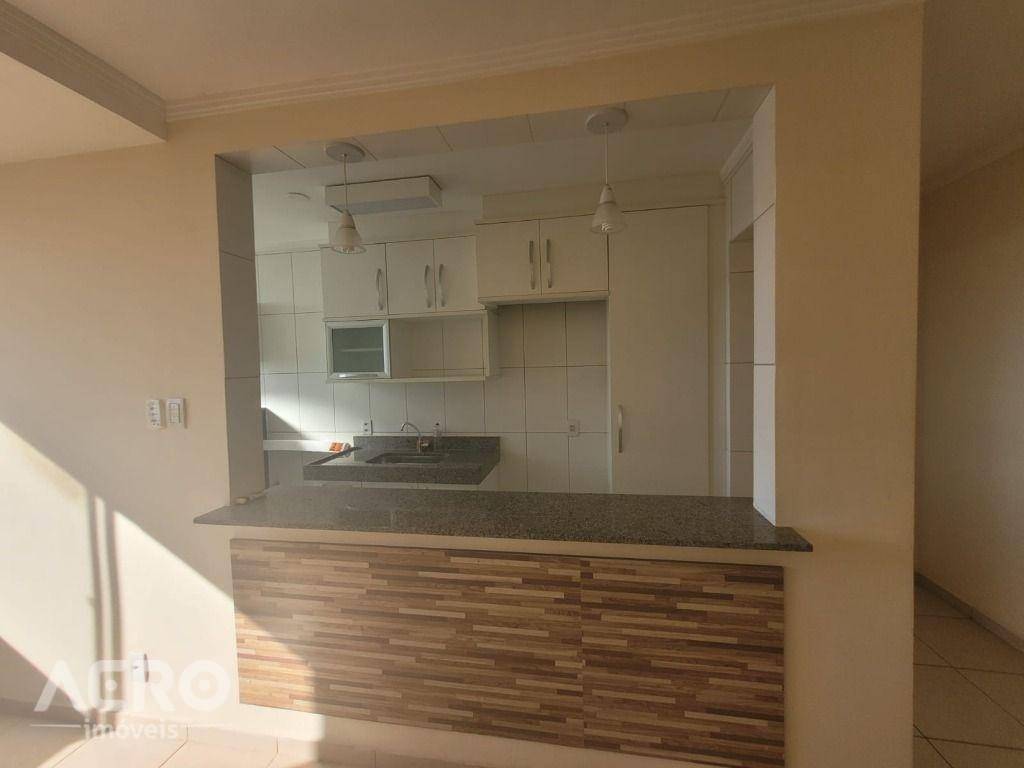 Apartamento à venda com 3 quartos, 140m² - Foto 12