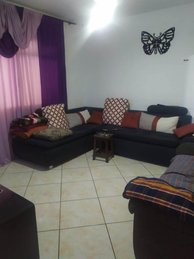 Casa à venda com 2 quartos - Foto 1