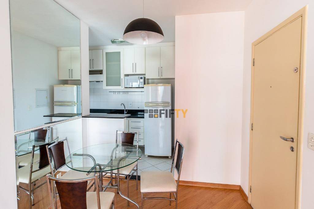 Apartamento à venda com 2 quartos, 45m² - Foto 2