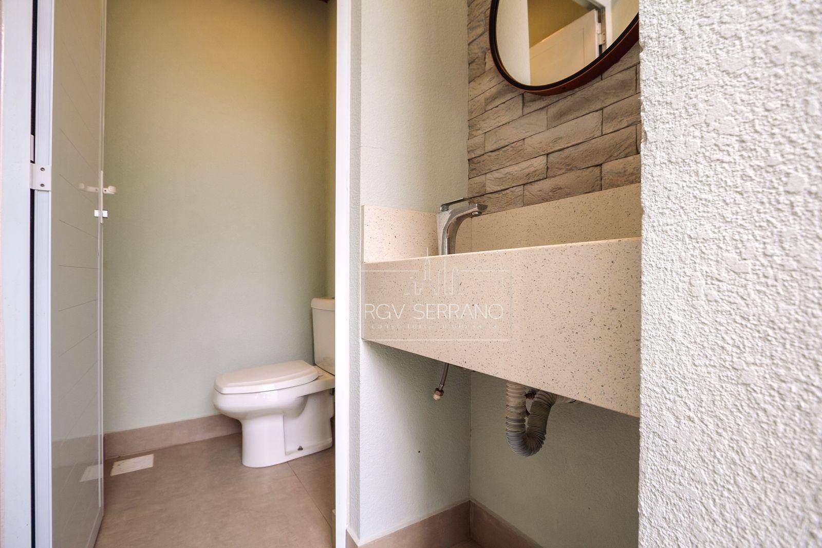 Sobrado à venda e aluguel com 3 quartos, 180m² - Foto 43