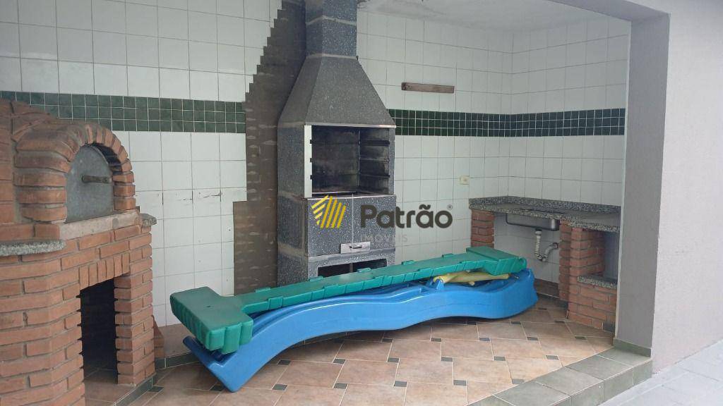 Apartamento para alugar com 2 quartos, 54m² - Foto 15