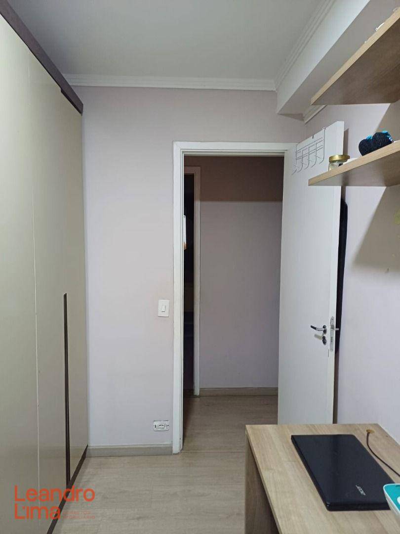 Apartamento à venda com 3 quartos, 61m² - Foto 16