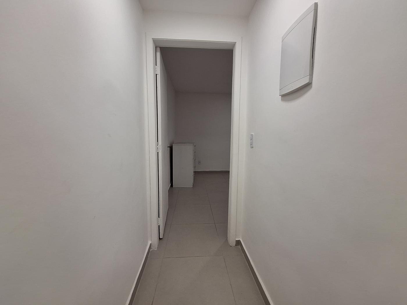 Apartamento para alugar com 1 quarto, 55m² - Foto 6