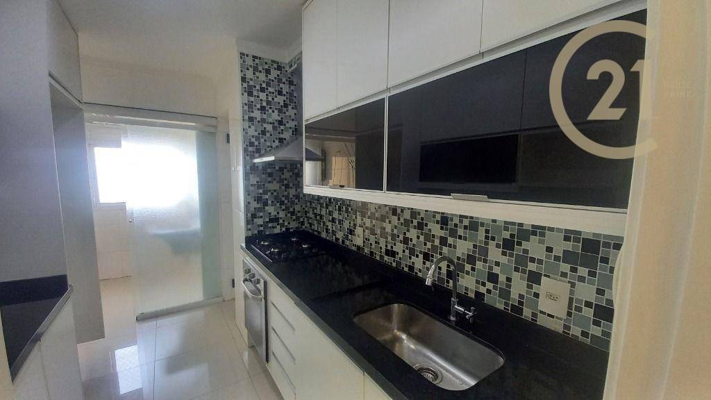 Apartamento para alugar com 3 quartos, 95m² - Foto 10
