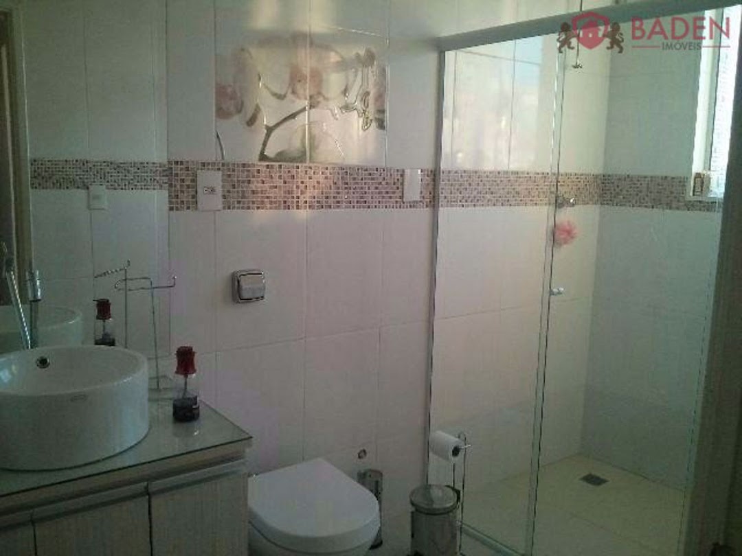 Apartamento à venda com 2 quartos, 80m² - Foto 8